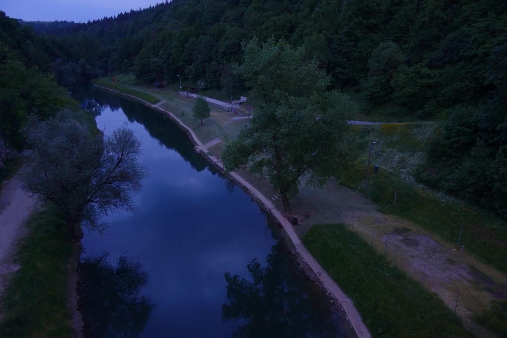 Rooms Modrusan Szluin Kültér fotó