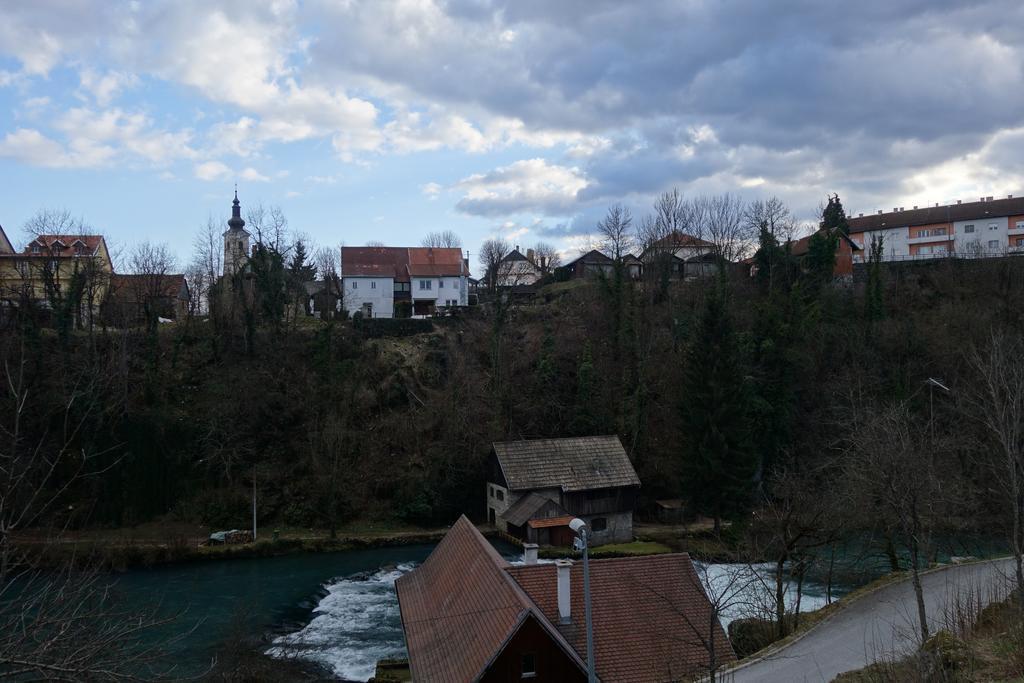 Rooms Modrusan Szluin Kültér fotó