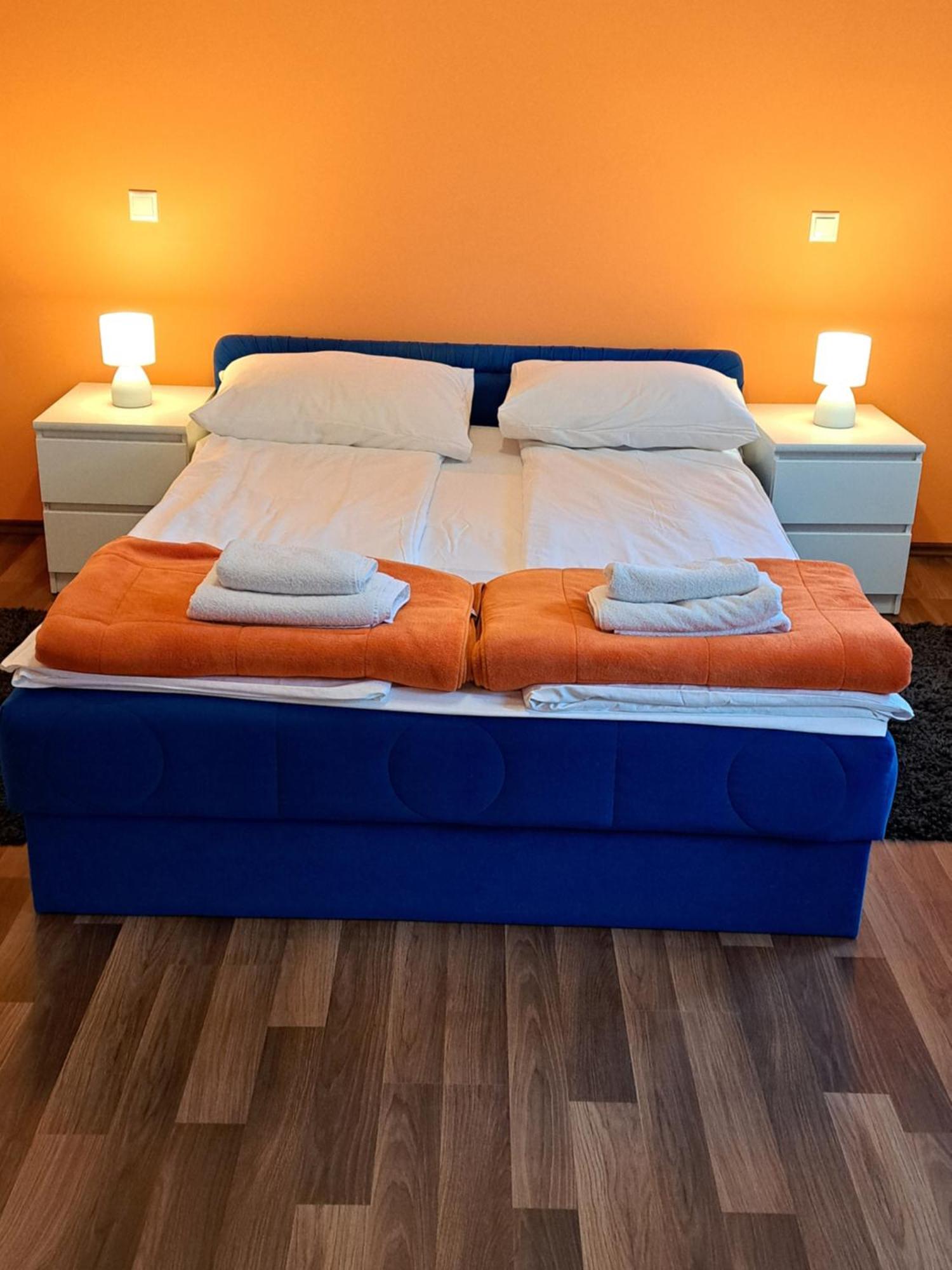 Rooms Modrusan Szluin Kültér fotó